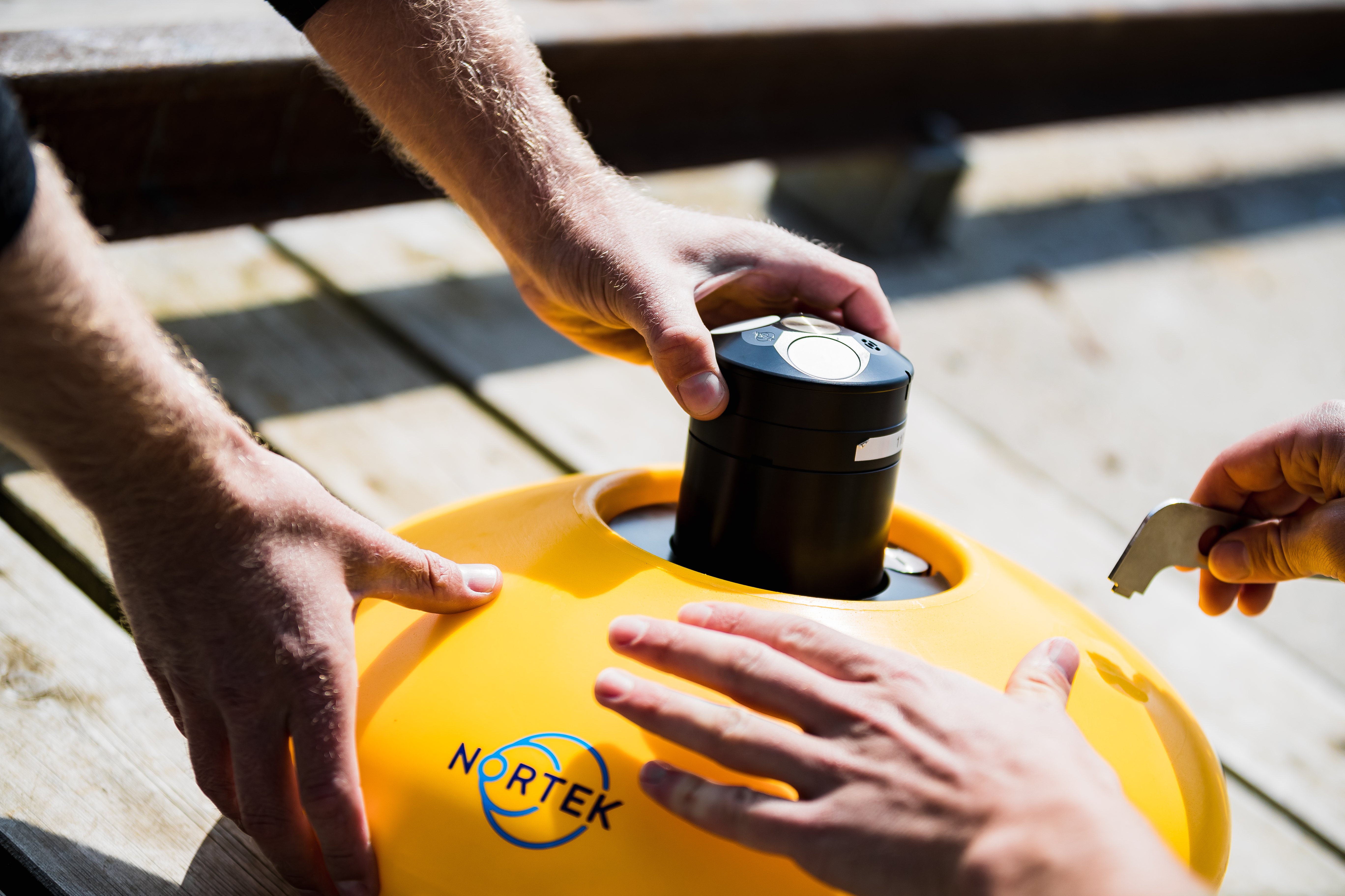 Eco acoustic Doppler current profiler (ADCP) buoy